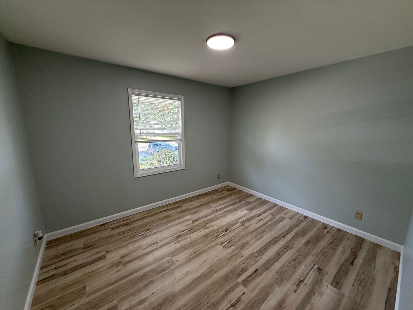 Lafayette Apartment: 2411 S 18th Street
