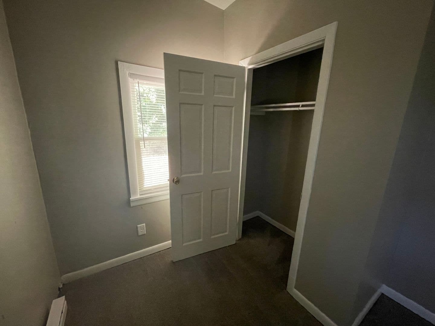 Lafayette Apartment: 52 Owen Street
