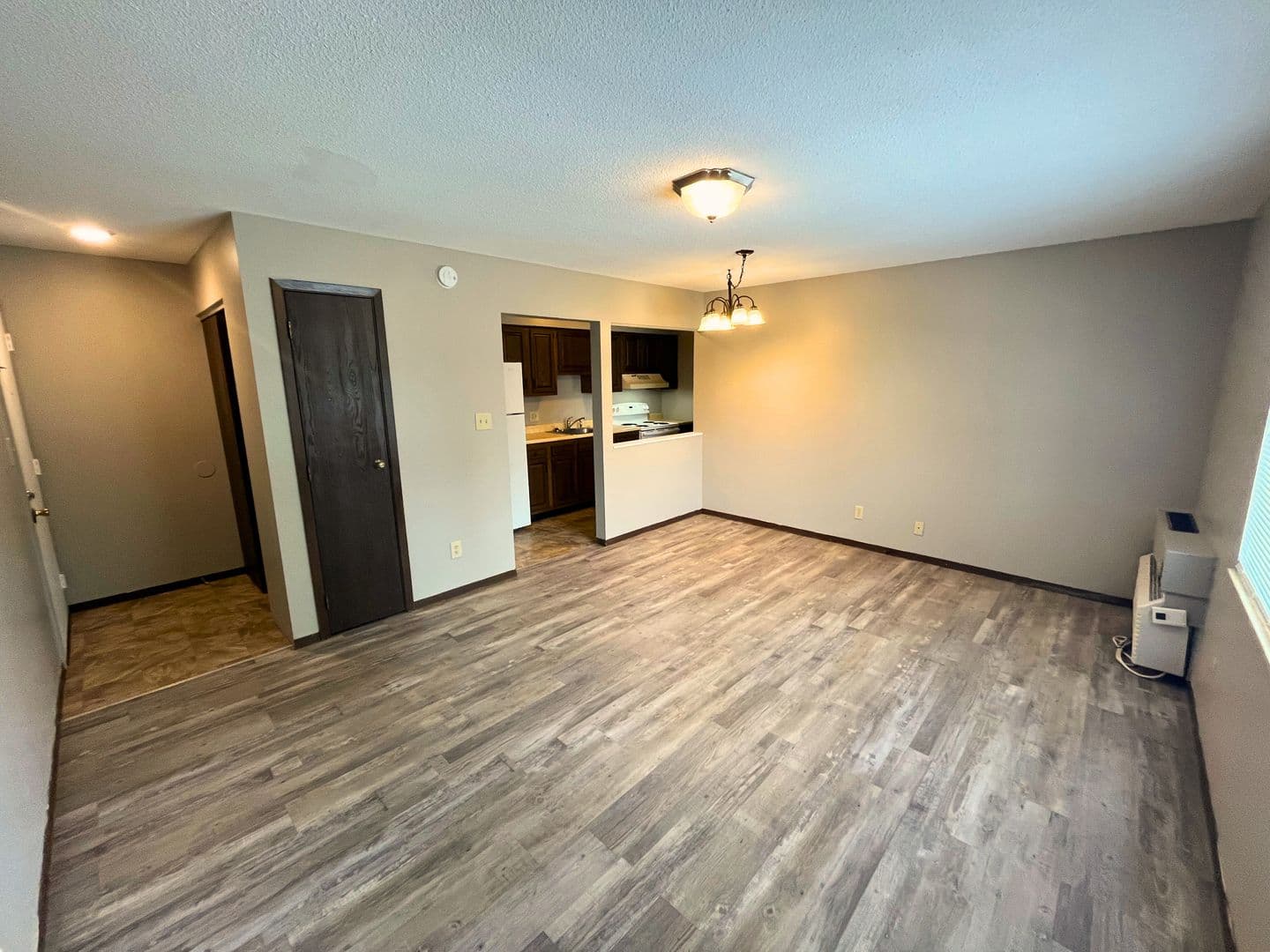 Rockville Apartment: 205 N Michigan Street
