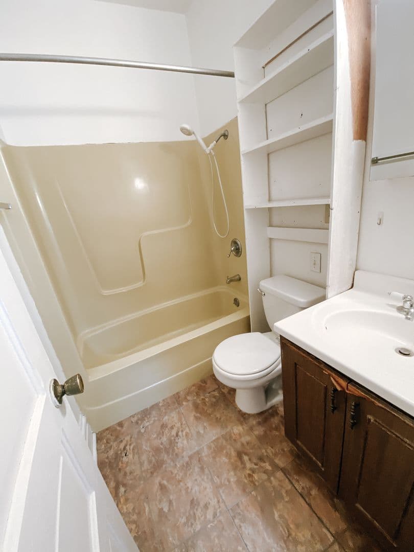 West Lafayette Apartment: 411 N Salisbury St