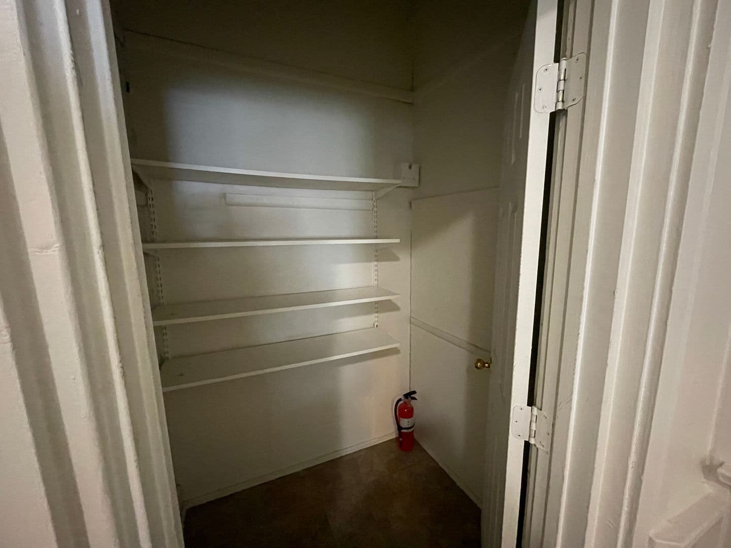 Lafayette Apartment: 1723 Greenbush Street