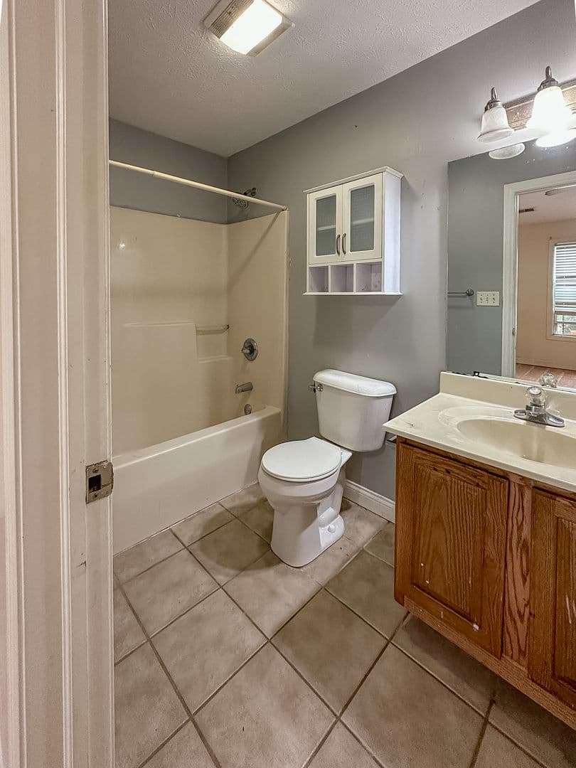 West Lafayette House: 1414 Crusade Drive