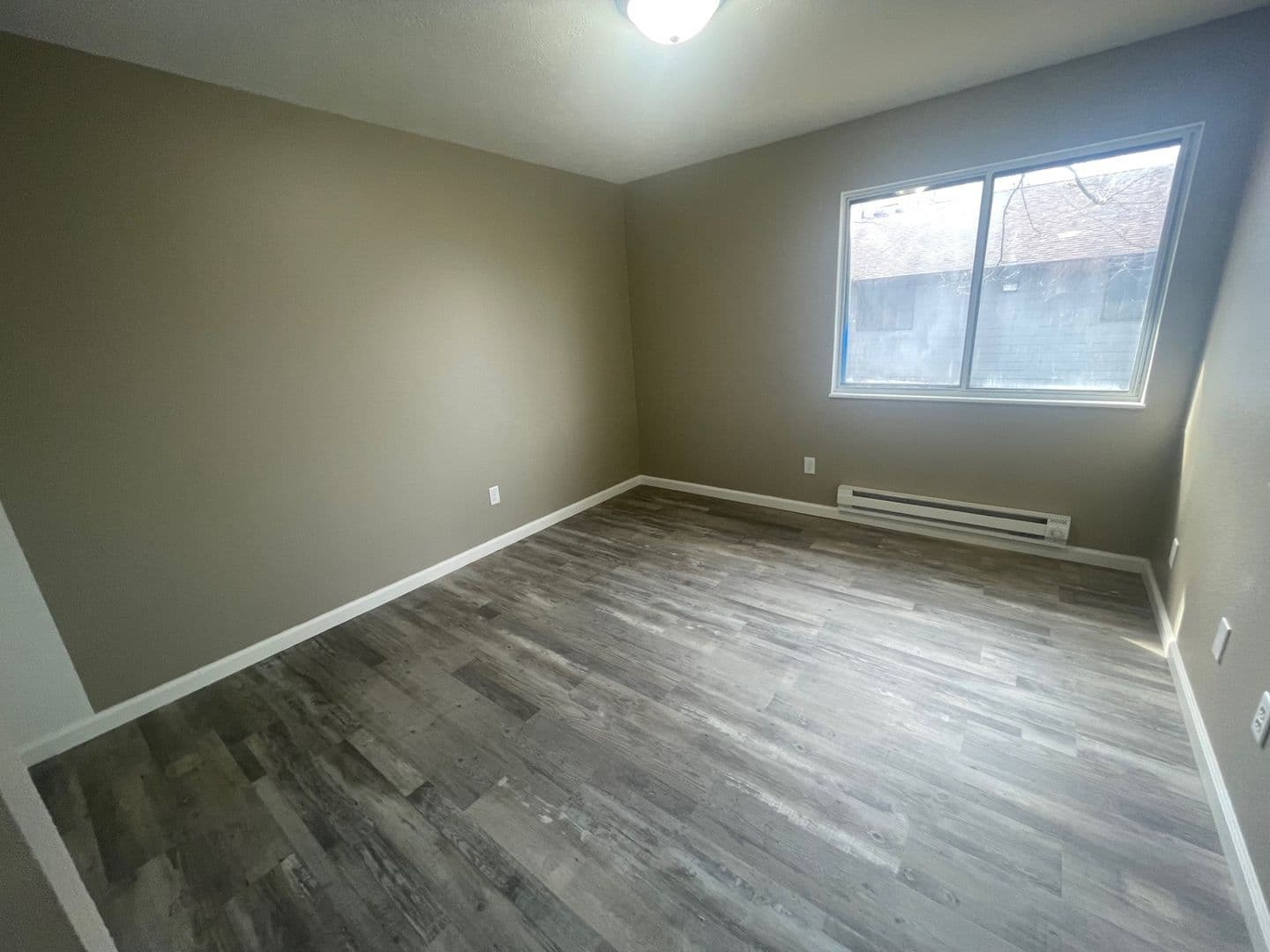 Peru Apartment: 700 Bobtail Court