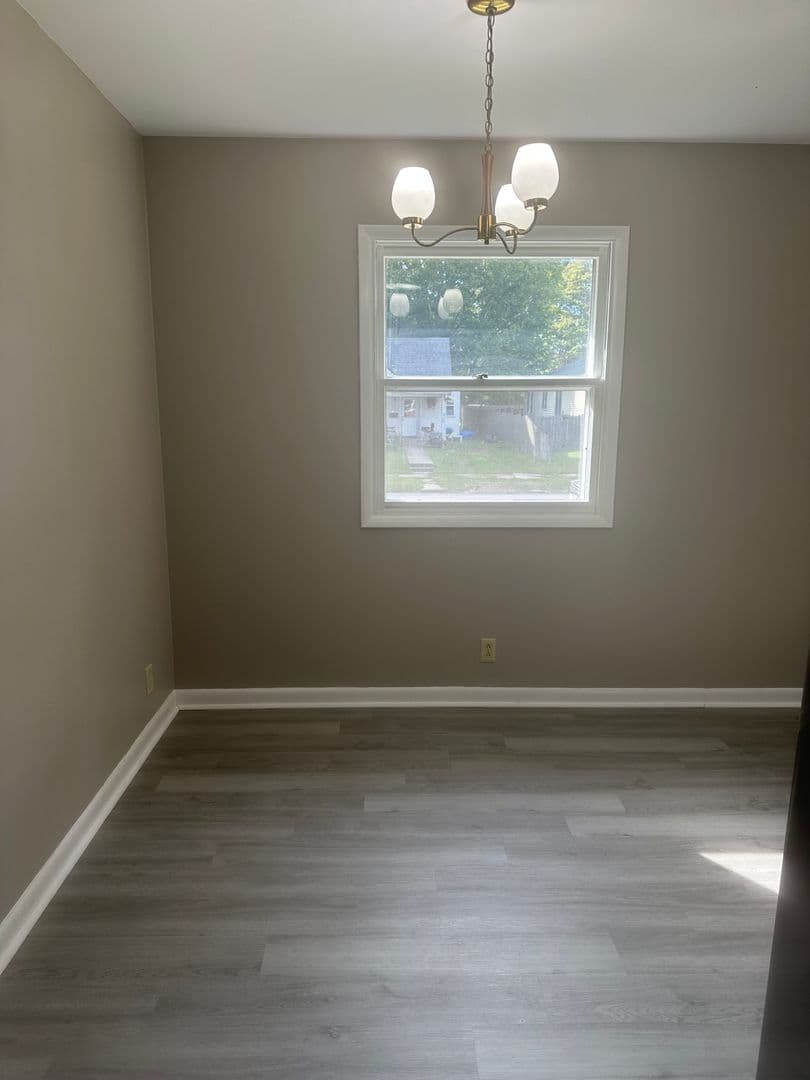 Crawfordsville Apartment: 106 Simpson St