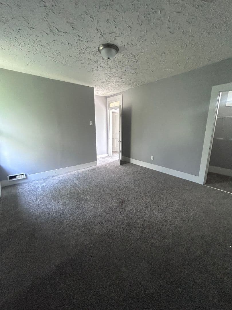 Logansport Apartment: 818 W Broadway Street
