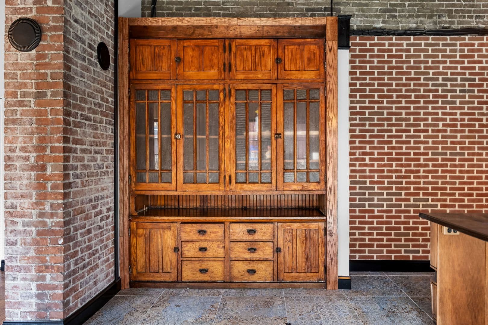 Lafayette Apartment: 400 N 9th Street