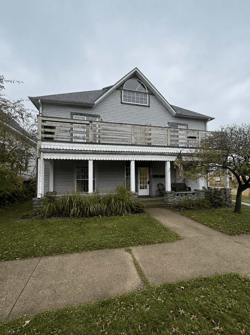 Lafayette Apartment: 710 - 712 North 18th Street