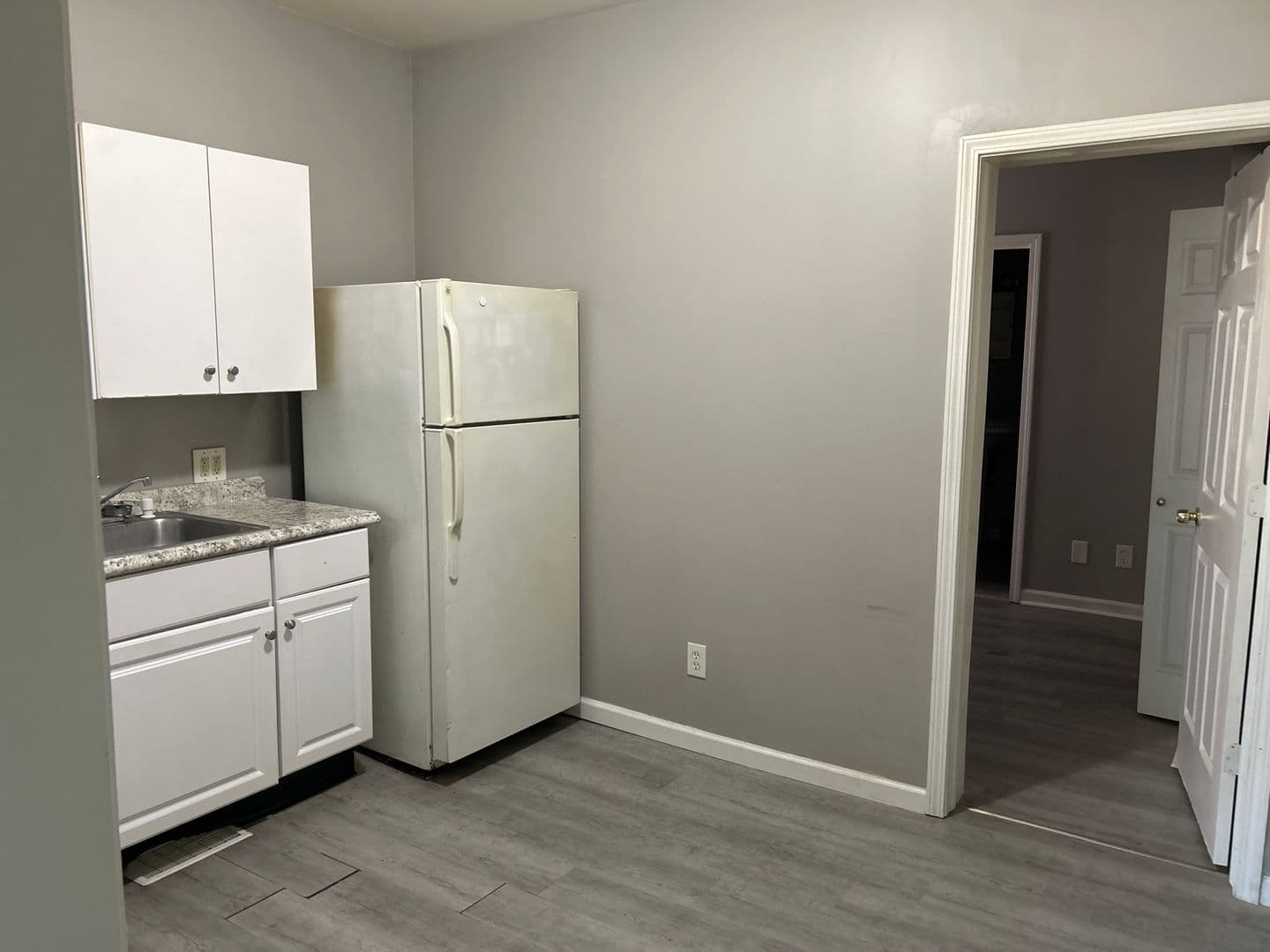 Crawfordsville Apartment: 608 E Jefferson