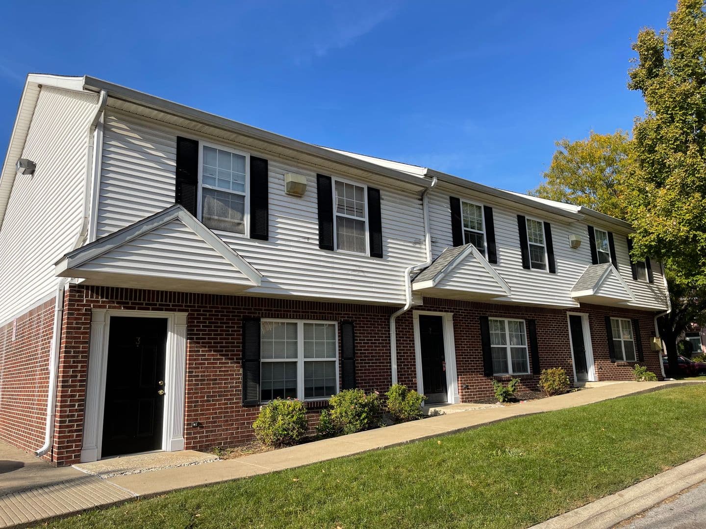West Lafayette Apartment: 224 S Chauncey Ave