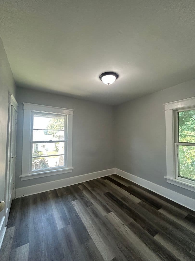 Crawfordsville Apartment: 616-618 W Pike Street