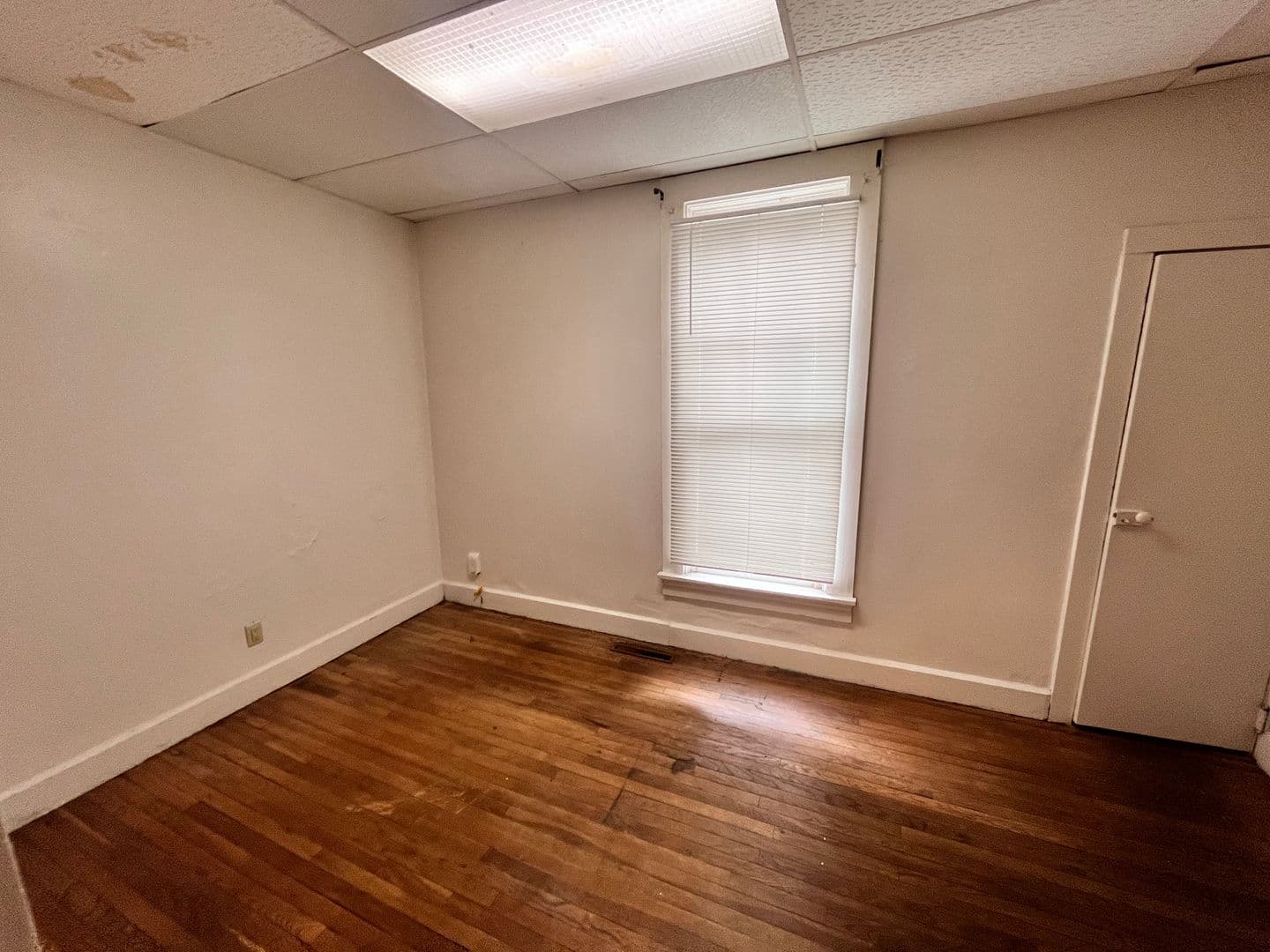 West Lafayette Apartment: 202 Pierce Street