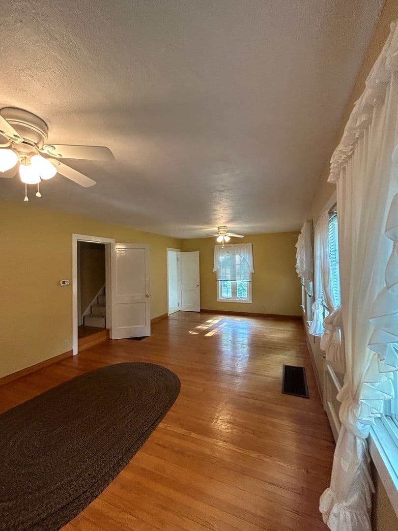 West Lafayette House: 212 Oak Lane