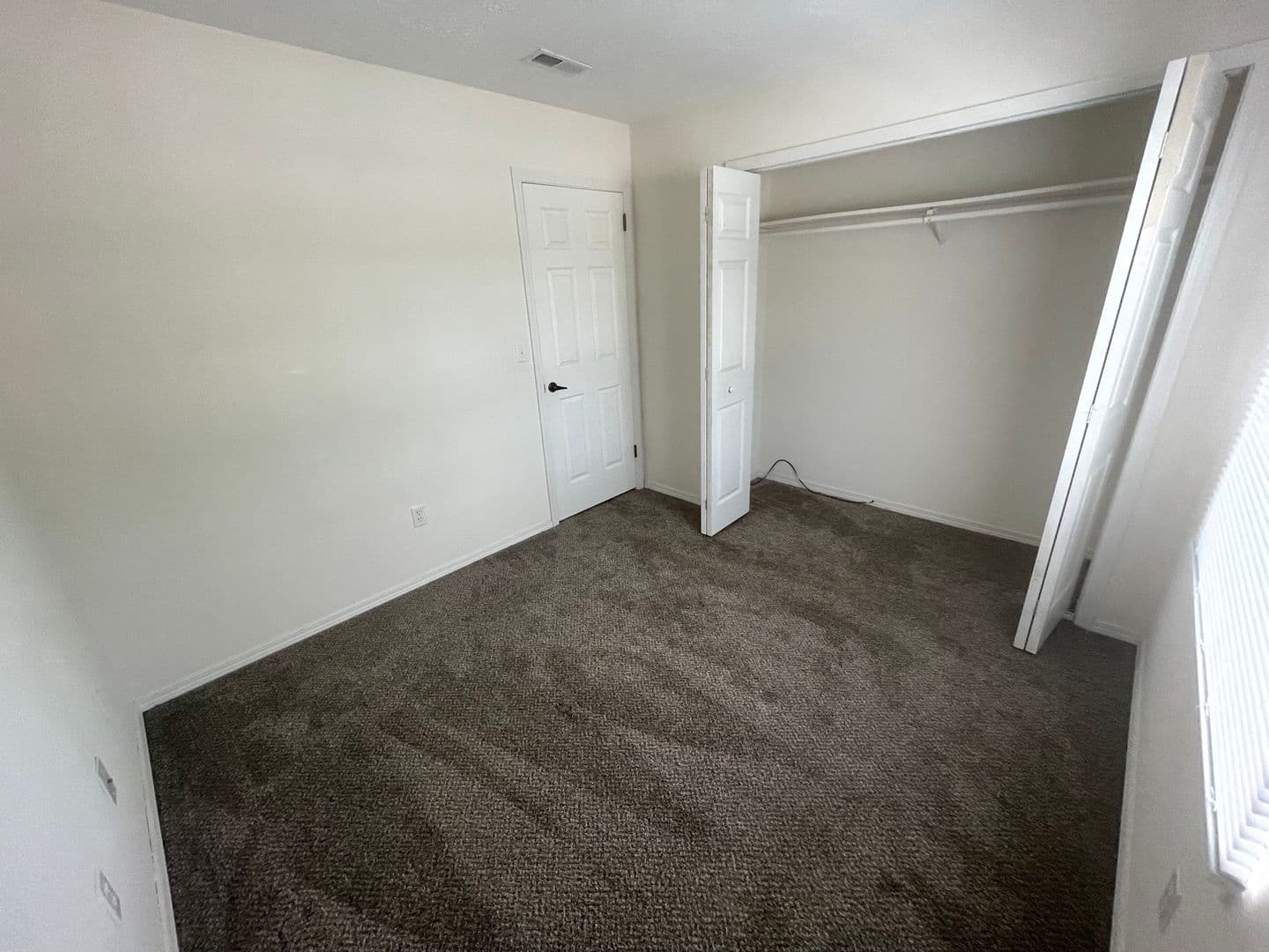 Lafayette Apartment: 28-37 Ironwood Court