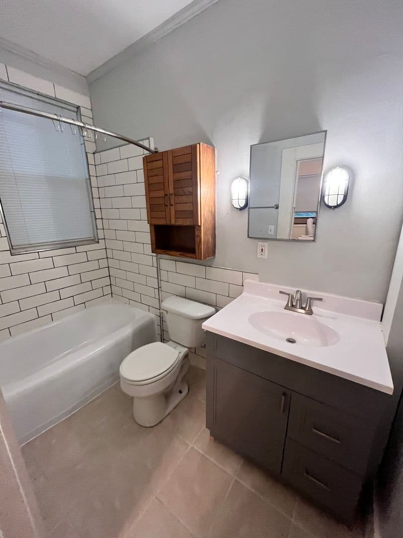 West Lafayette Apartment: 166 E Stadium Ave