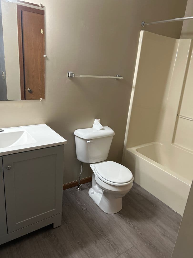 Crawfordsville Apartment: 716 Sloan Street
