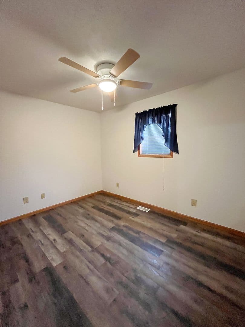 Covington House: 802 Orchard Avenue