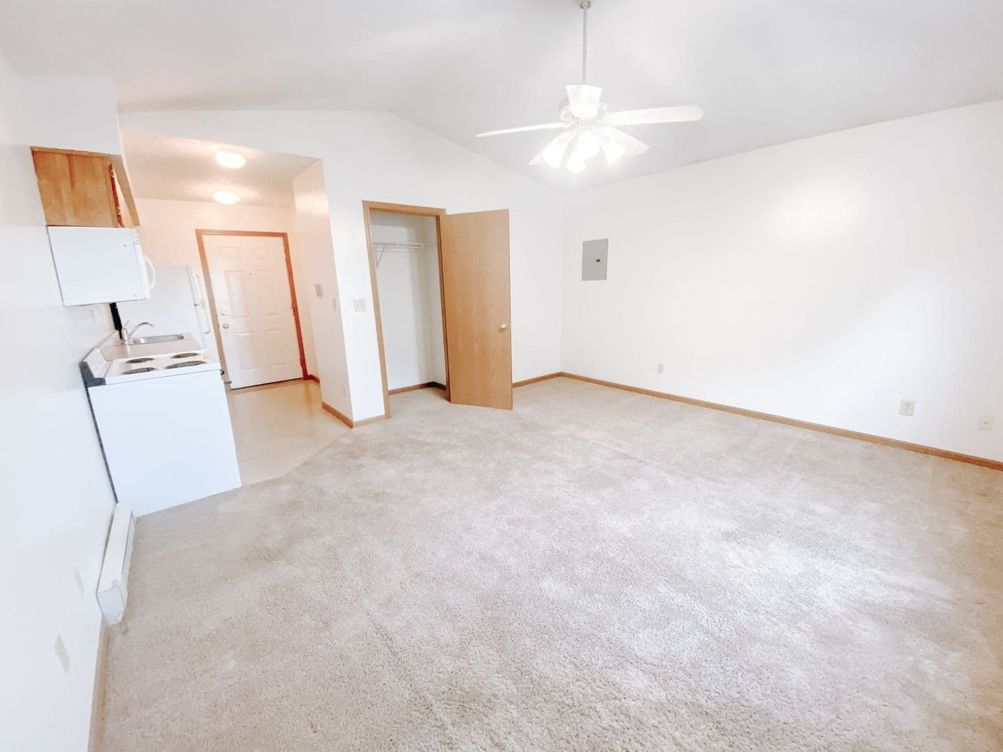 West Lafayette Apartment: 230 S Grant St
