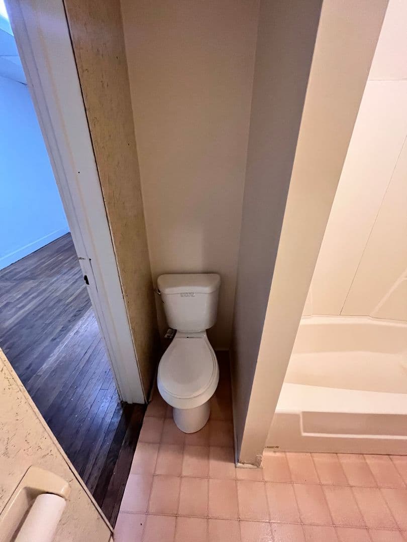 West Lafayette Apartment: 202 Pierce Street