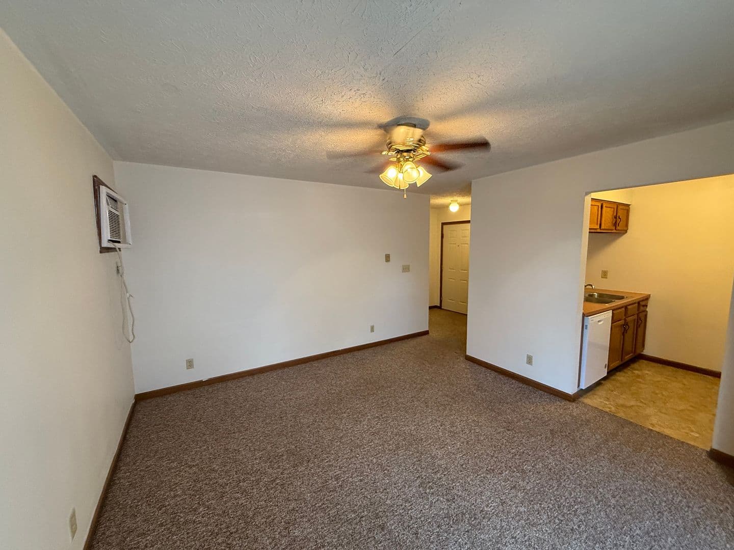 West Lafayette Apartment: 422 Vine Street