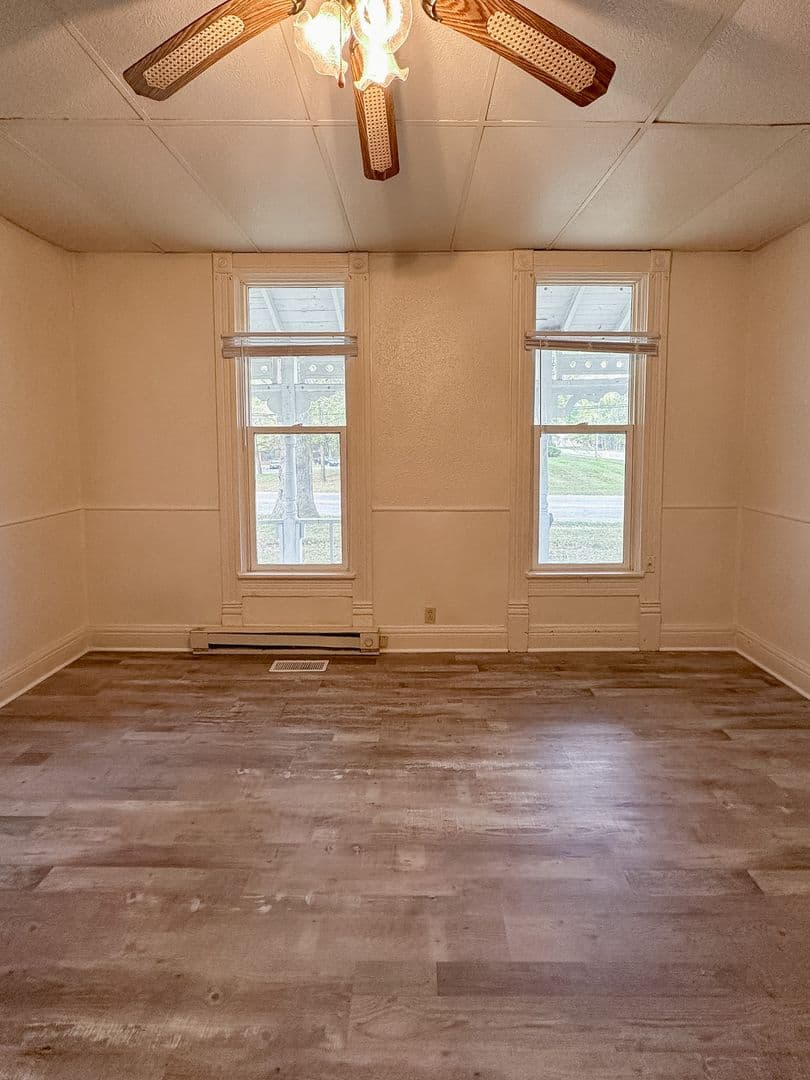 Lafayette Apartment: 1603 S 4th Street