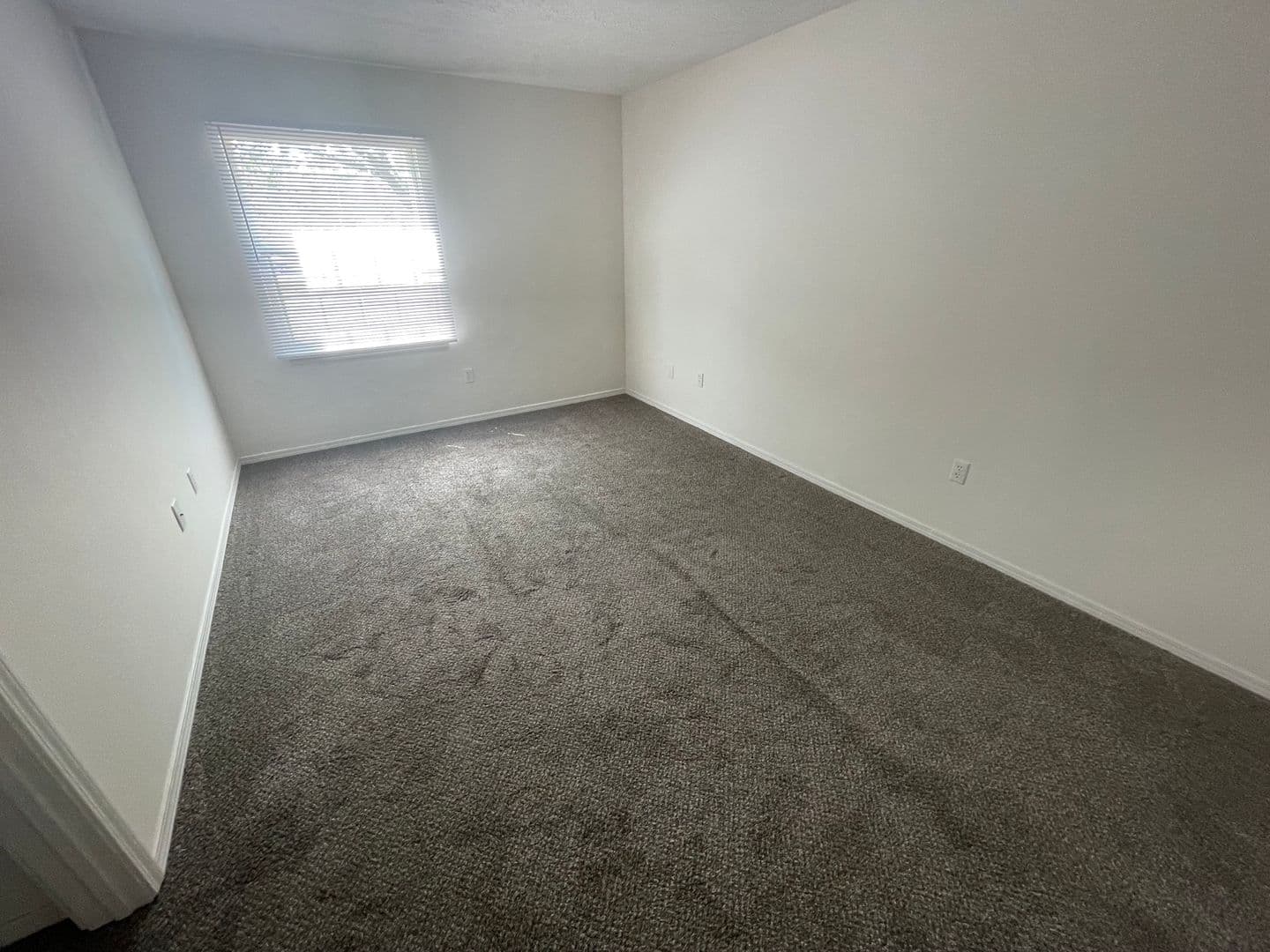Lafayette Apartment: 28-37 Ironwood Court