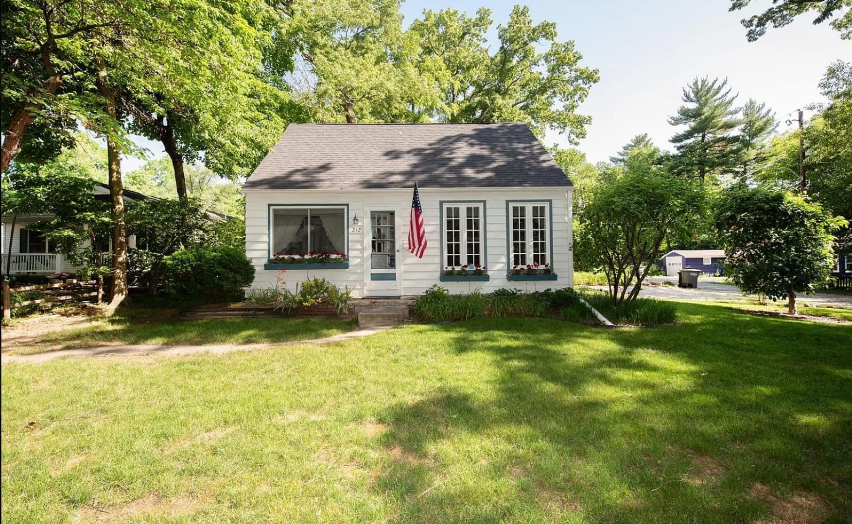 West Lafayette House: 212 Oak Lane