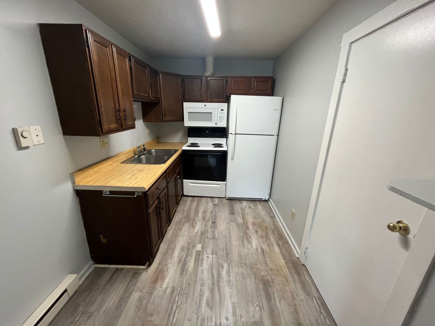 Lafayette Apartment: 710 - 712 North 18th Street