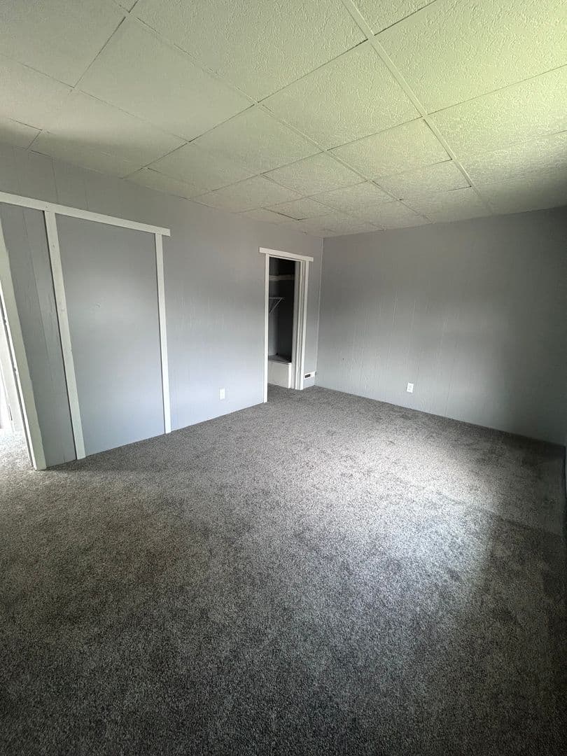 Logansport Apartment: 818 W Broadway Street