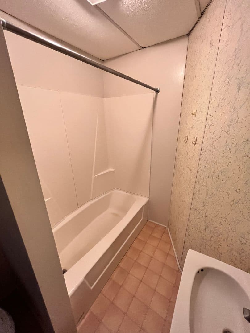 West Lafayette Apartment: 202 Pierce Street
