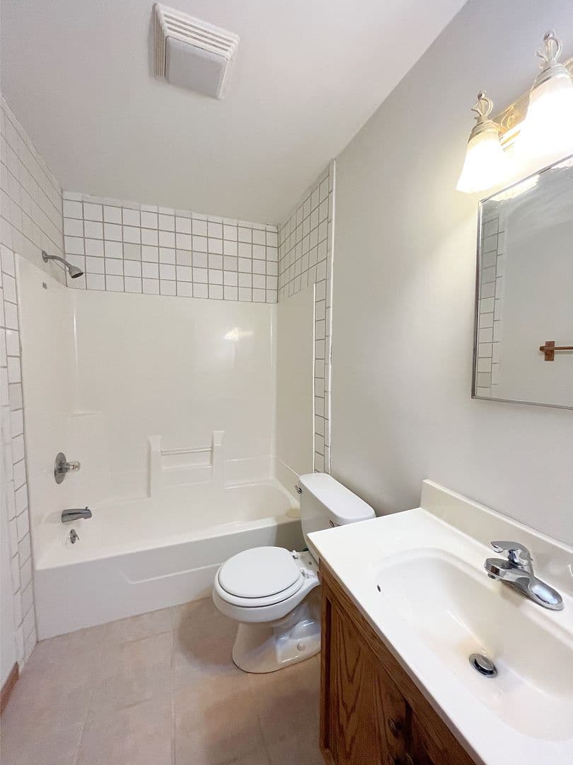 Covington House: 802 Orchard Avenue