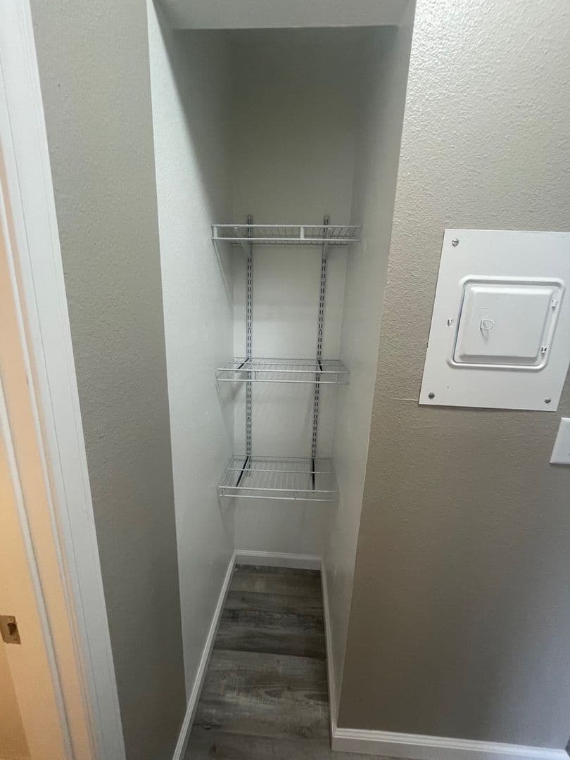Peru Apartment: 700 Bobtail Court