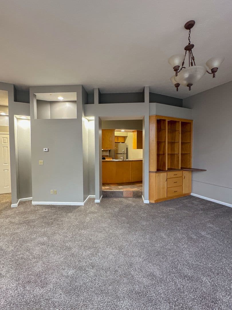 Lafayette Condo: 511 Columbia Street