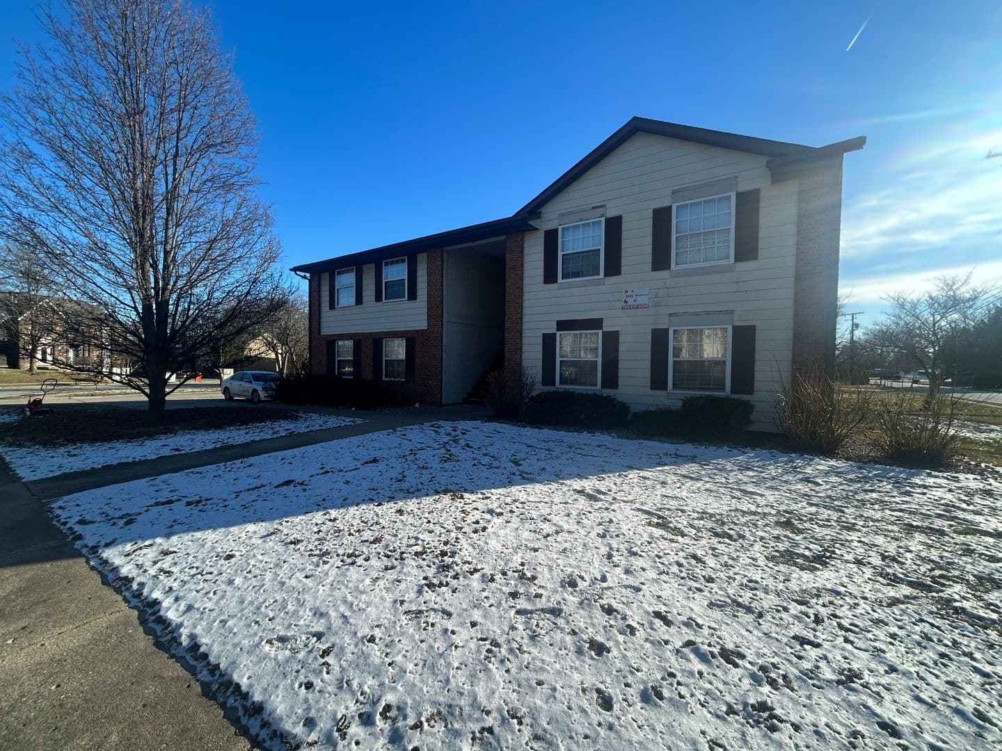 Lafayette Apartment: 90 Ironwood Court