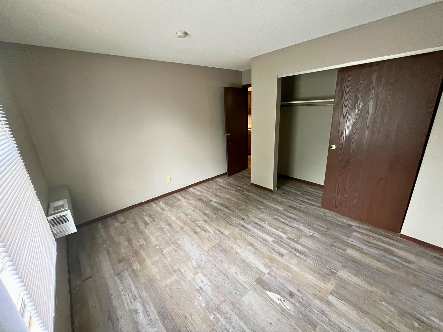 Rockville Apartment: 205 N Michigan Street