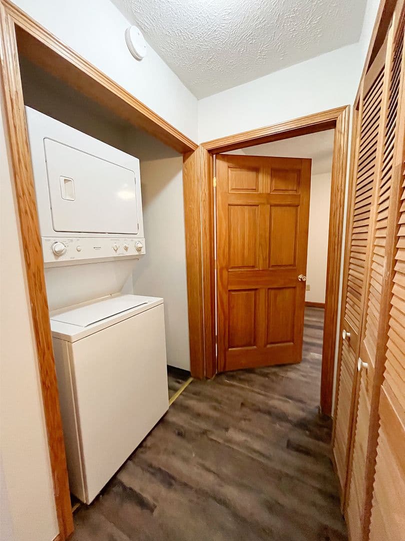 Covington House: 802 Orchard Avenue