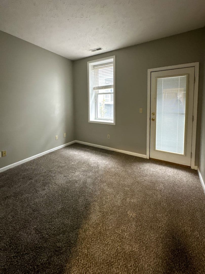 Lafayette Condo: 511 Columbia Street