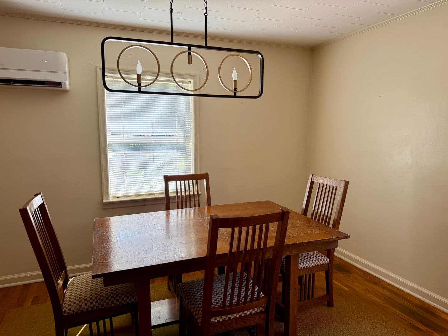 Black Mountain House: 205 Padgettown Road