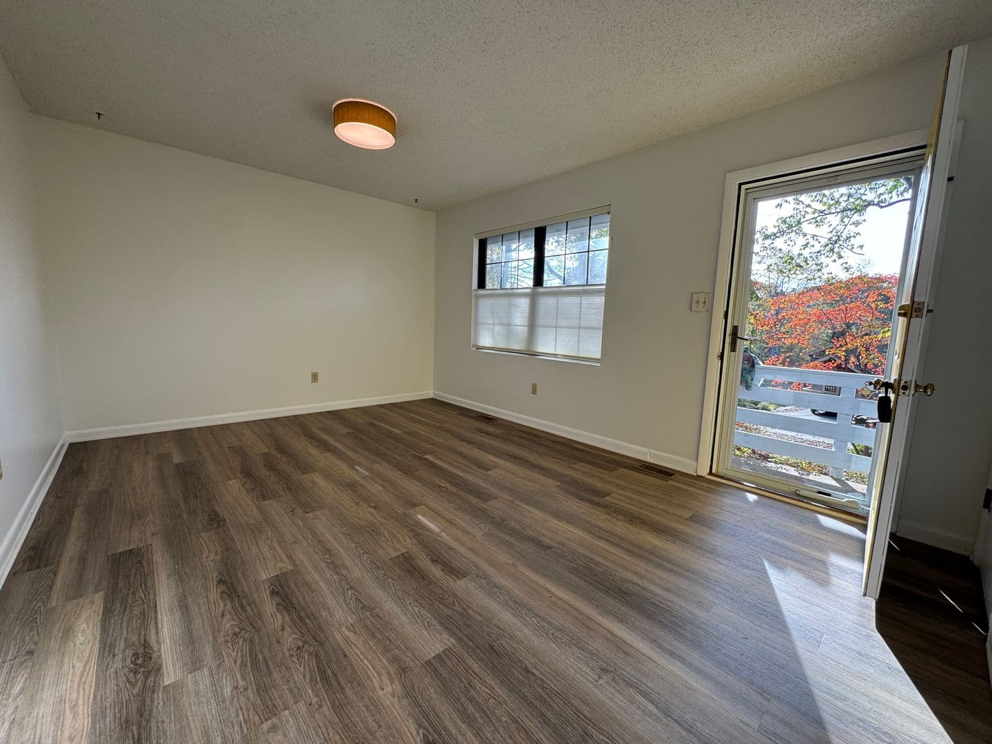 Black Mountain House: 702 Holly Ave