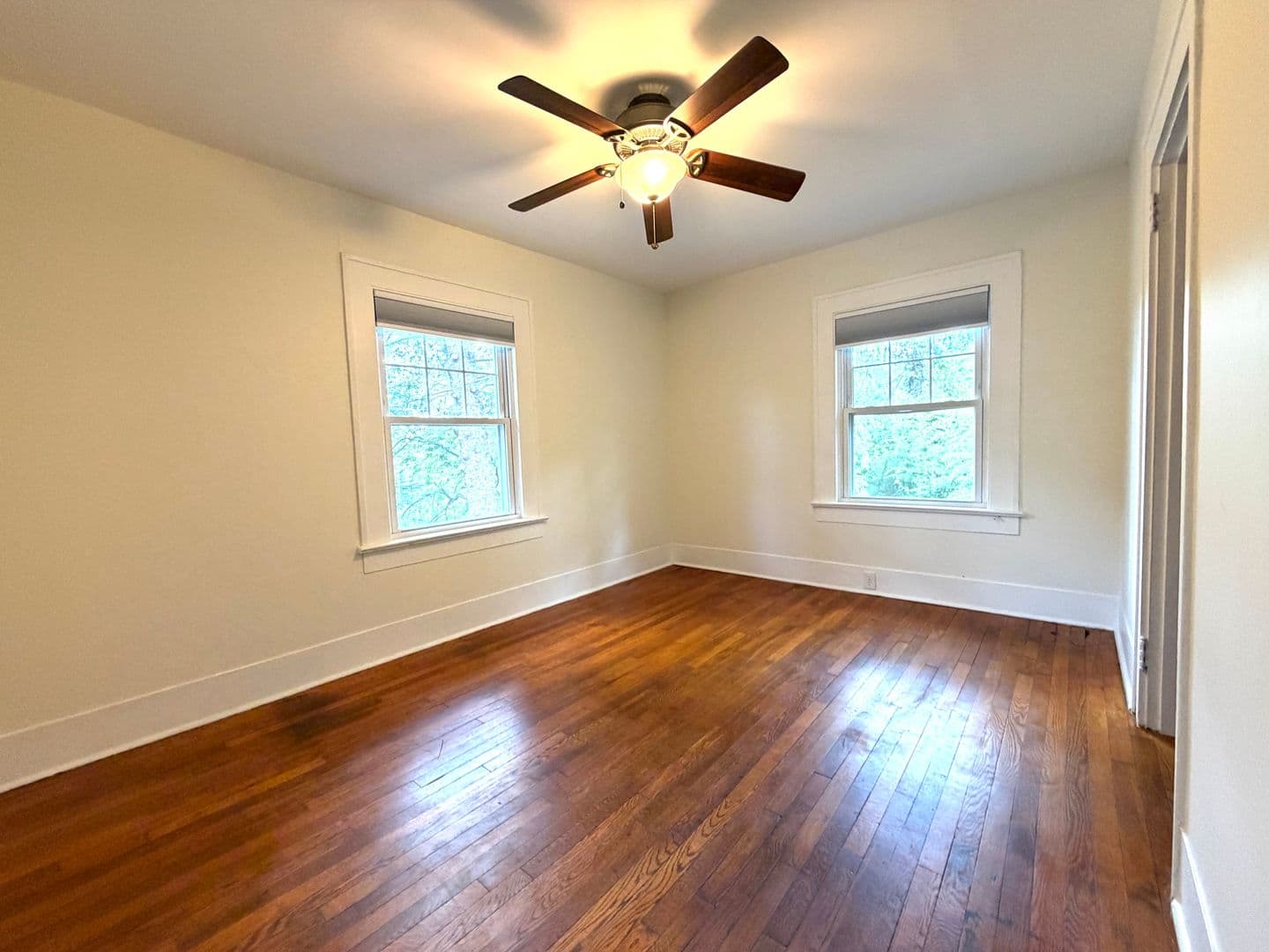 Asheville House: 72 Buchanan Ave