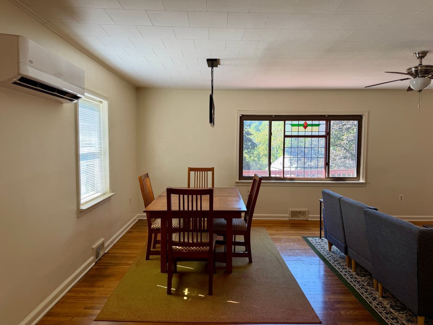 Black Mountain House: 205 Padgettown Road