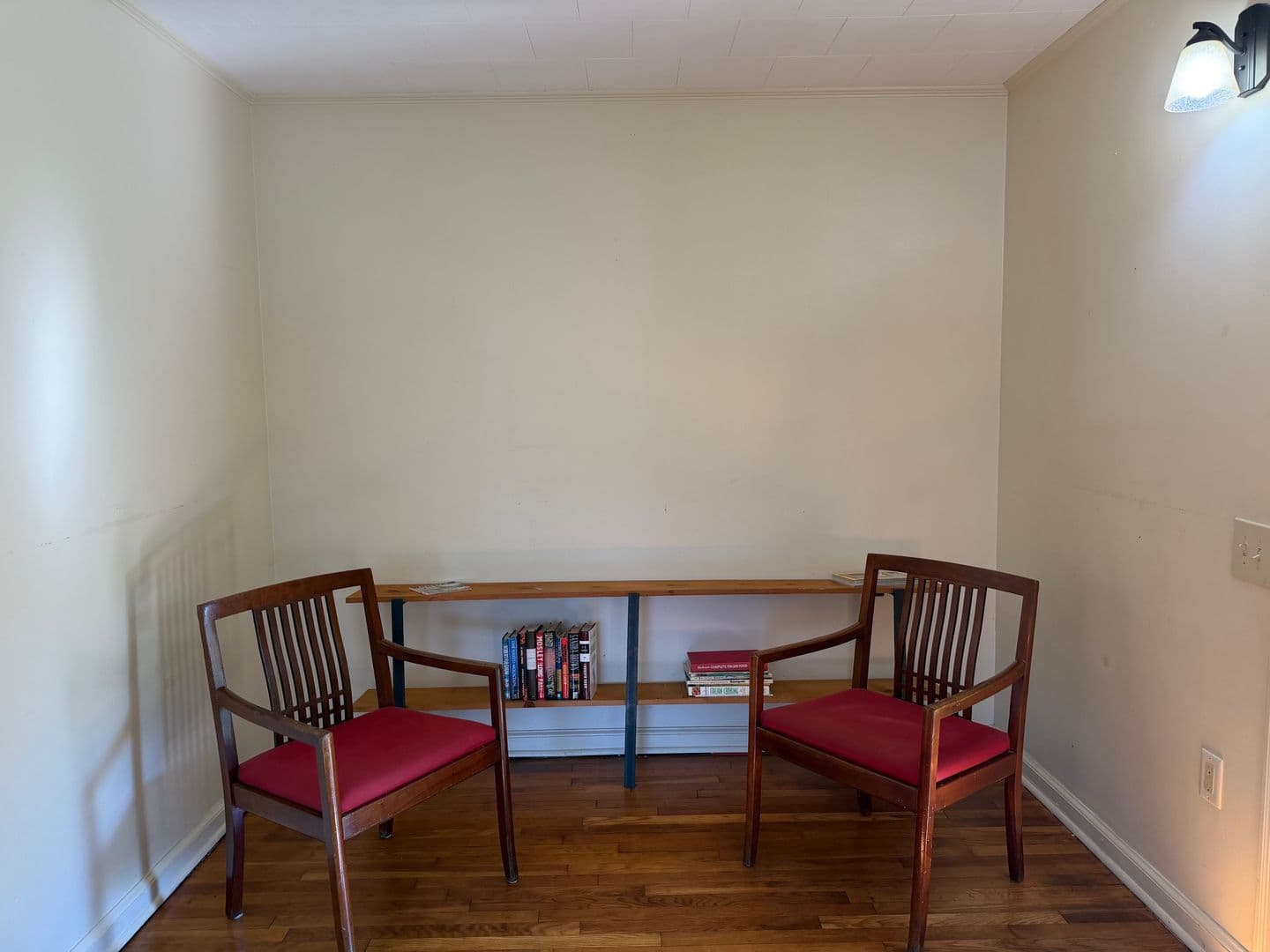 Black Mountain House: 205 Padgettown Road