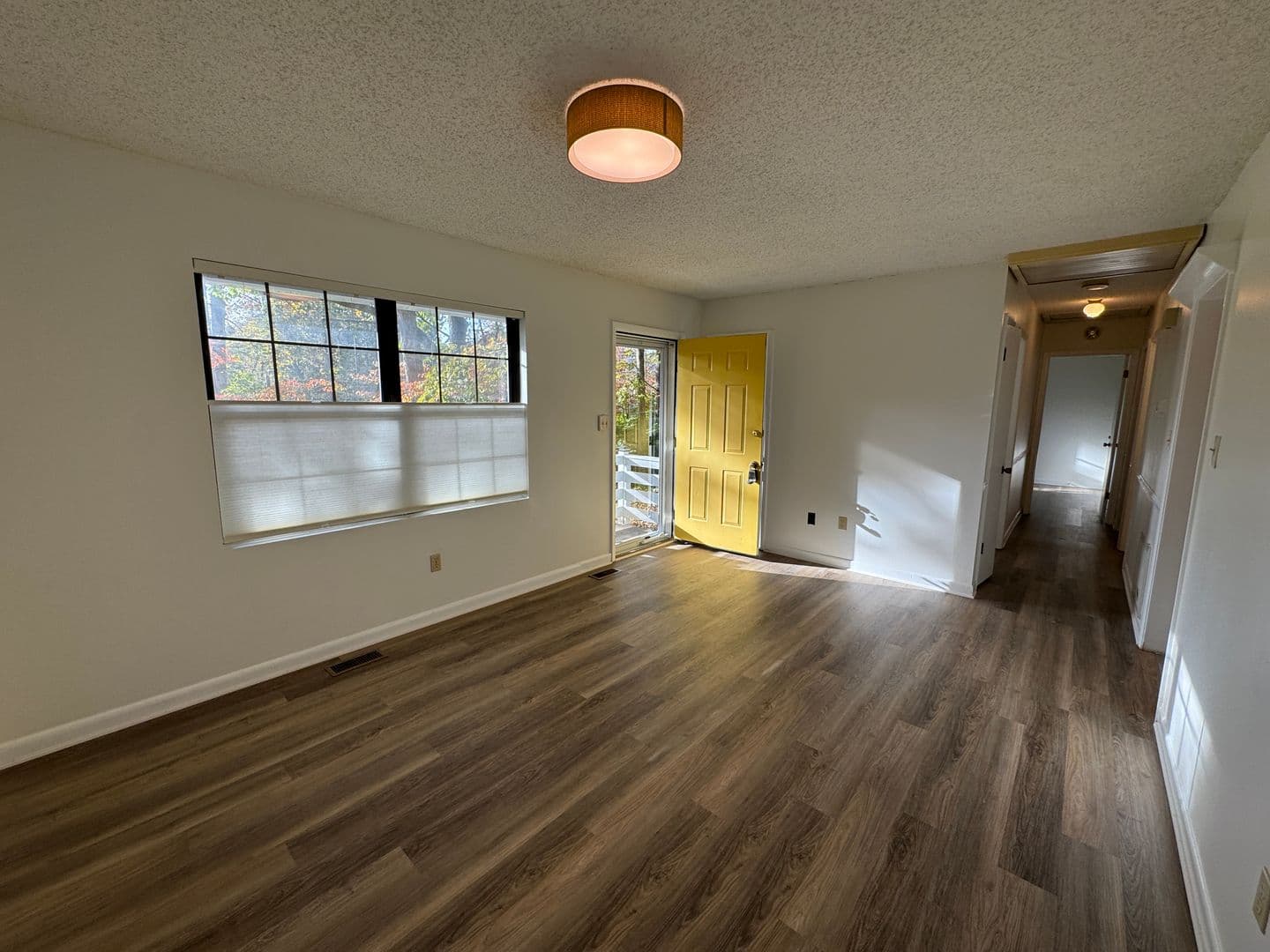 Black Mountain House: 702 Holly Ave