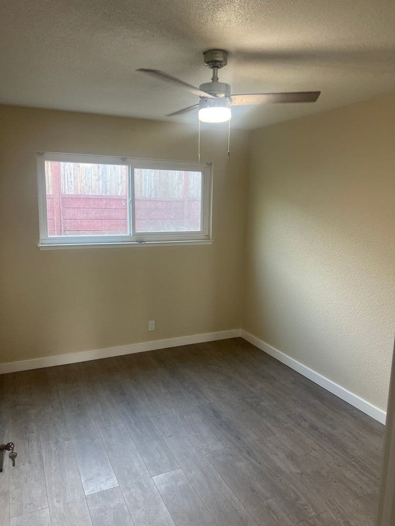 Martinez Apartment: 40 Carquinez Scenic Drive
