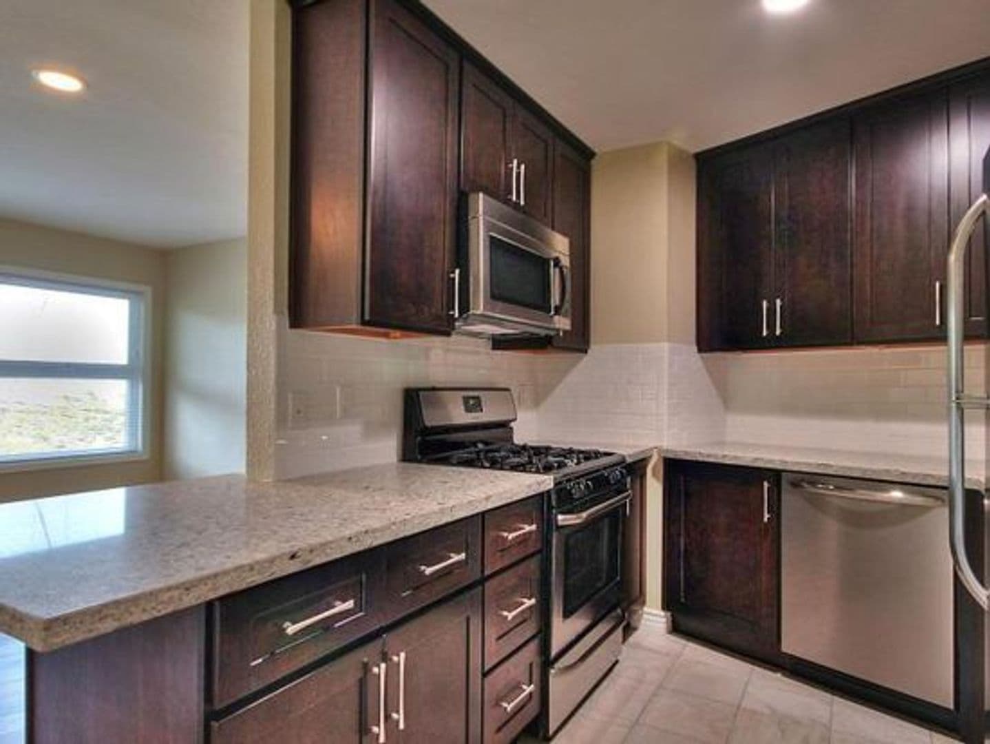 Martinez Apartment: 40 Carquinez Scenic Drive