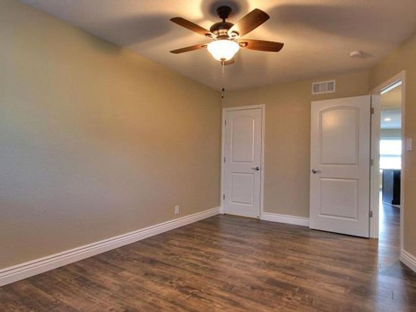 Martinez Apartment: 40 Carquinez Scenic Drive