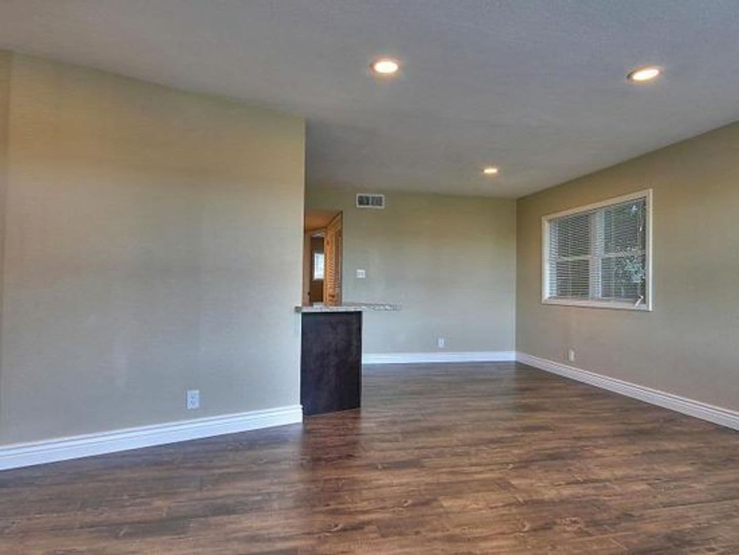 Martinez Apartment: 40 Carquinez Scenic Drive