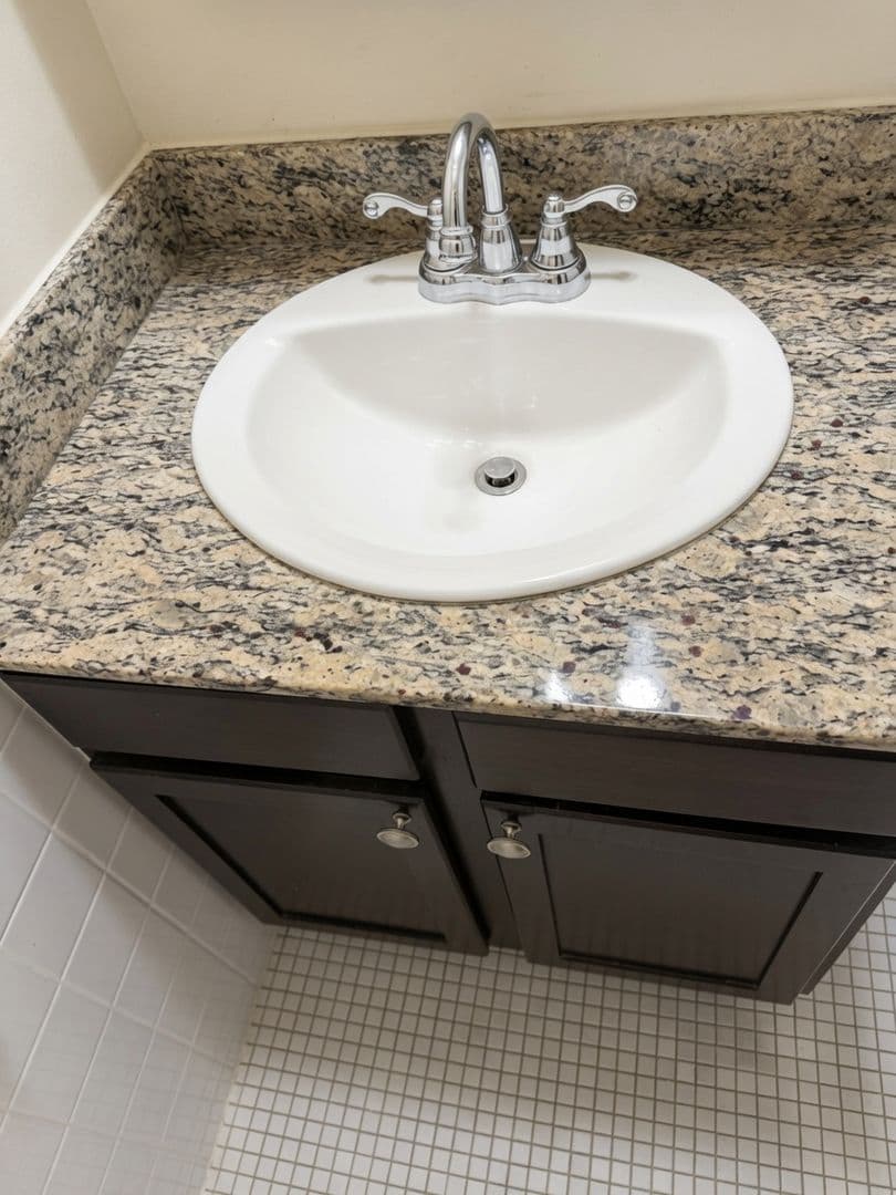 Minneapolis Apartment: 3708 West 32nd Street