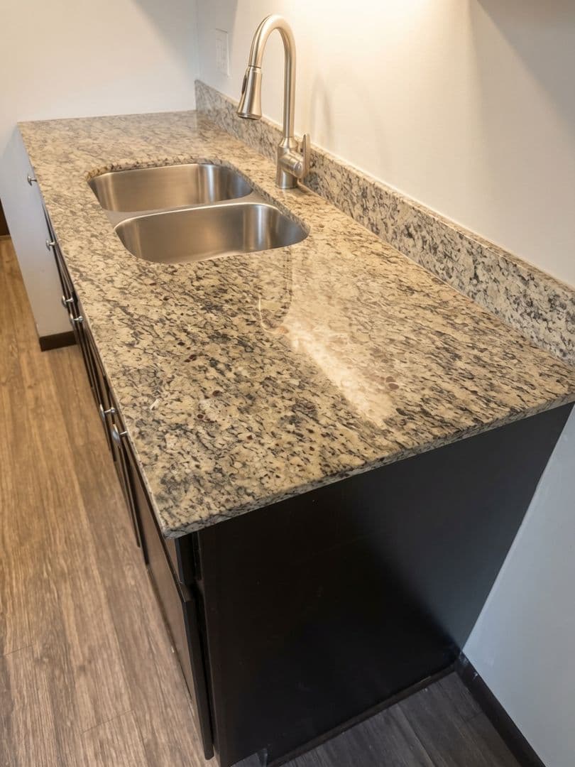 Minneapolis Apartment: 3708 West 32nd Street