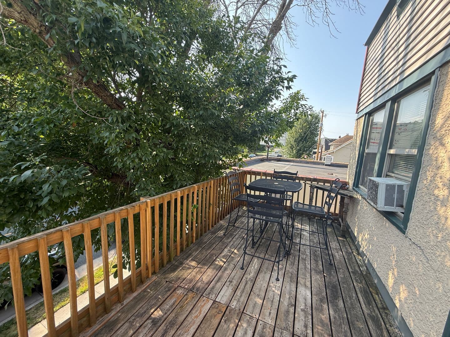 West Saint Paul Apartment: 931 Smith Avenue S