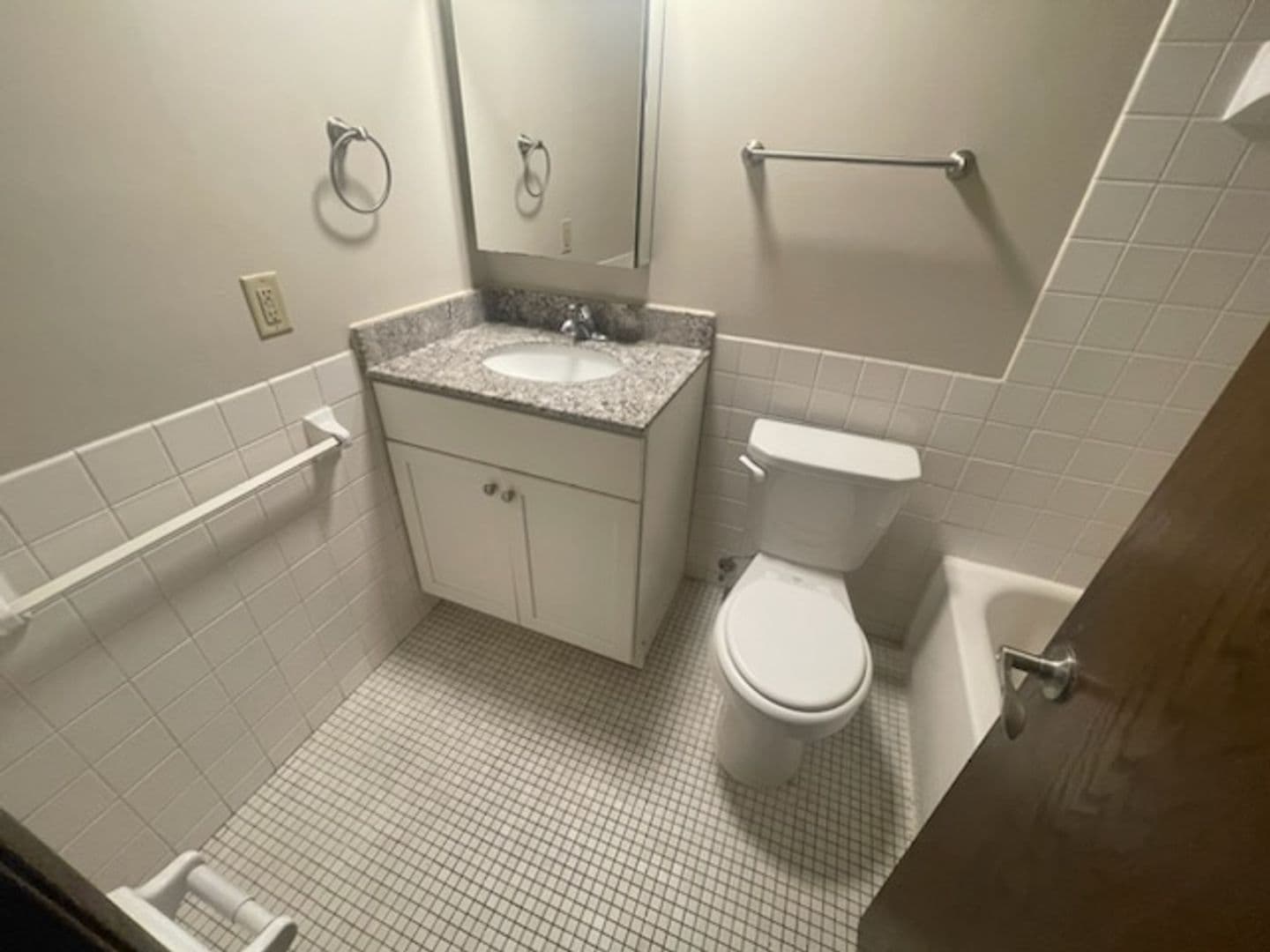 Minneapolis Apartment: 3720 West 32nd Street